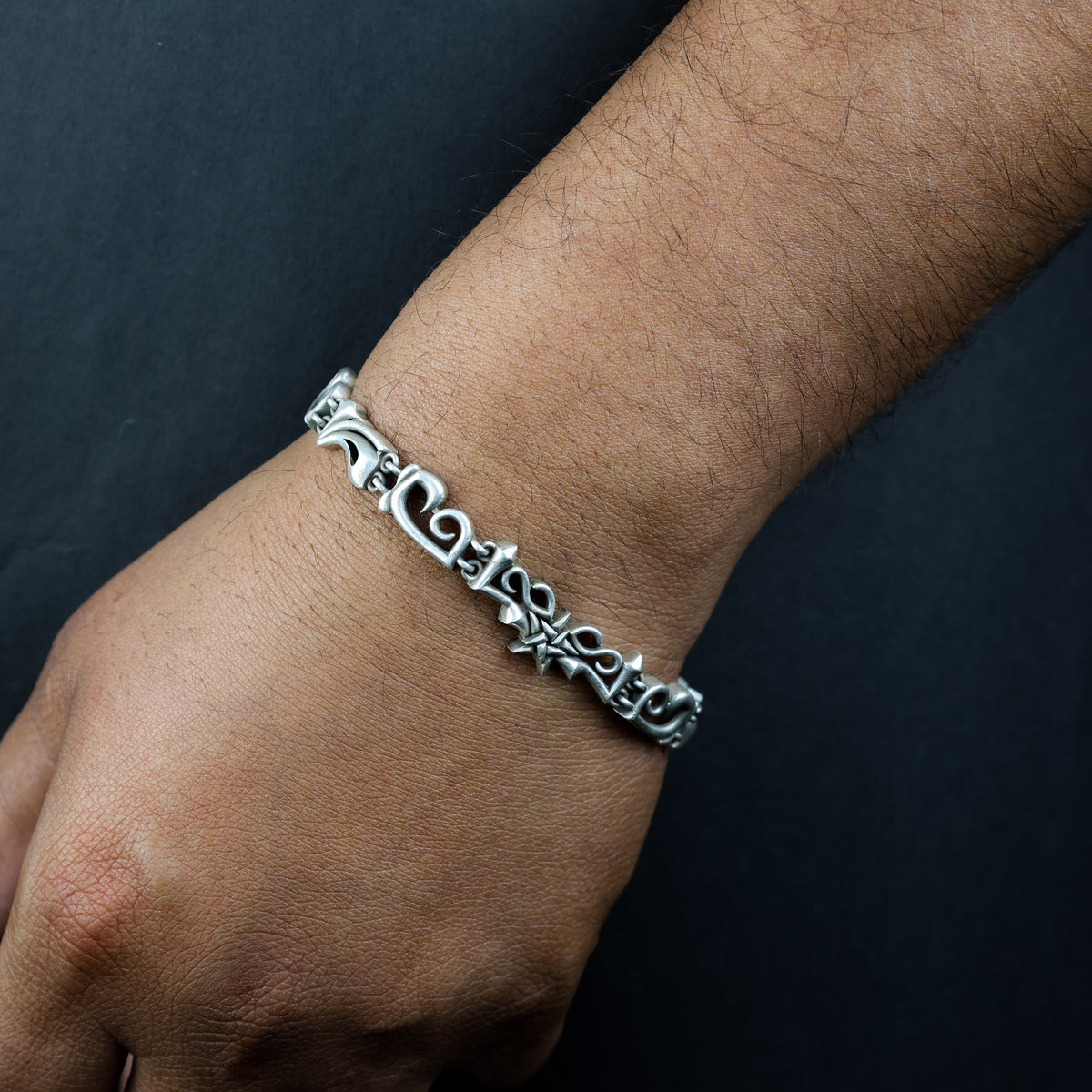 Wild Flower Bloom Flexi Strap Bracelet