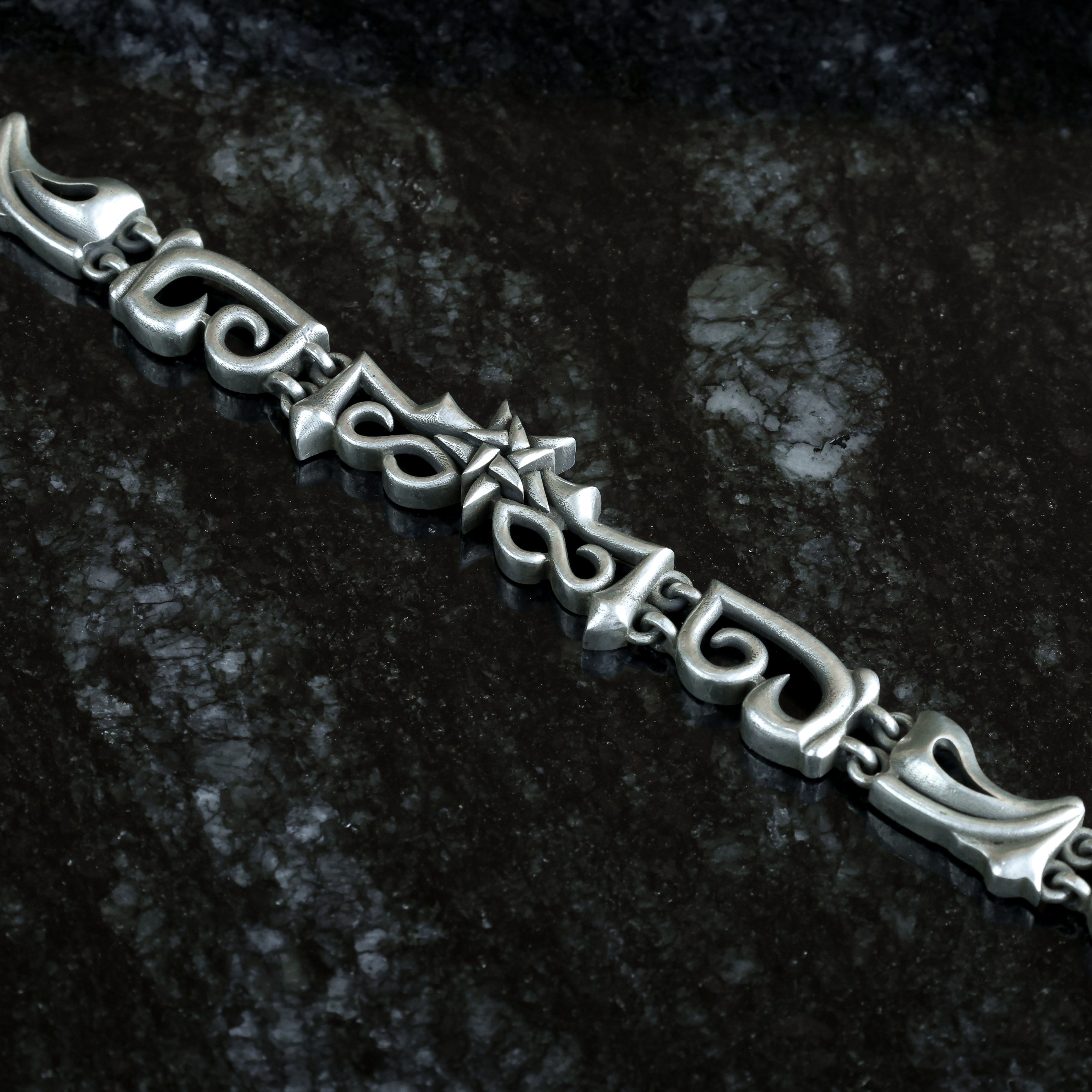 Wild Flower Bloom Flexi Strap Bracelet