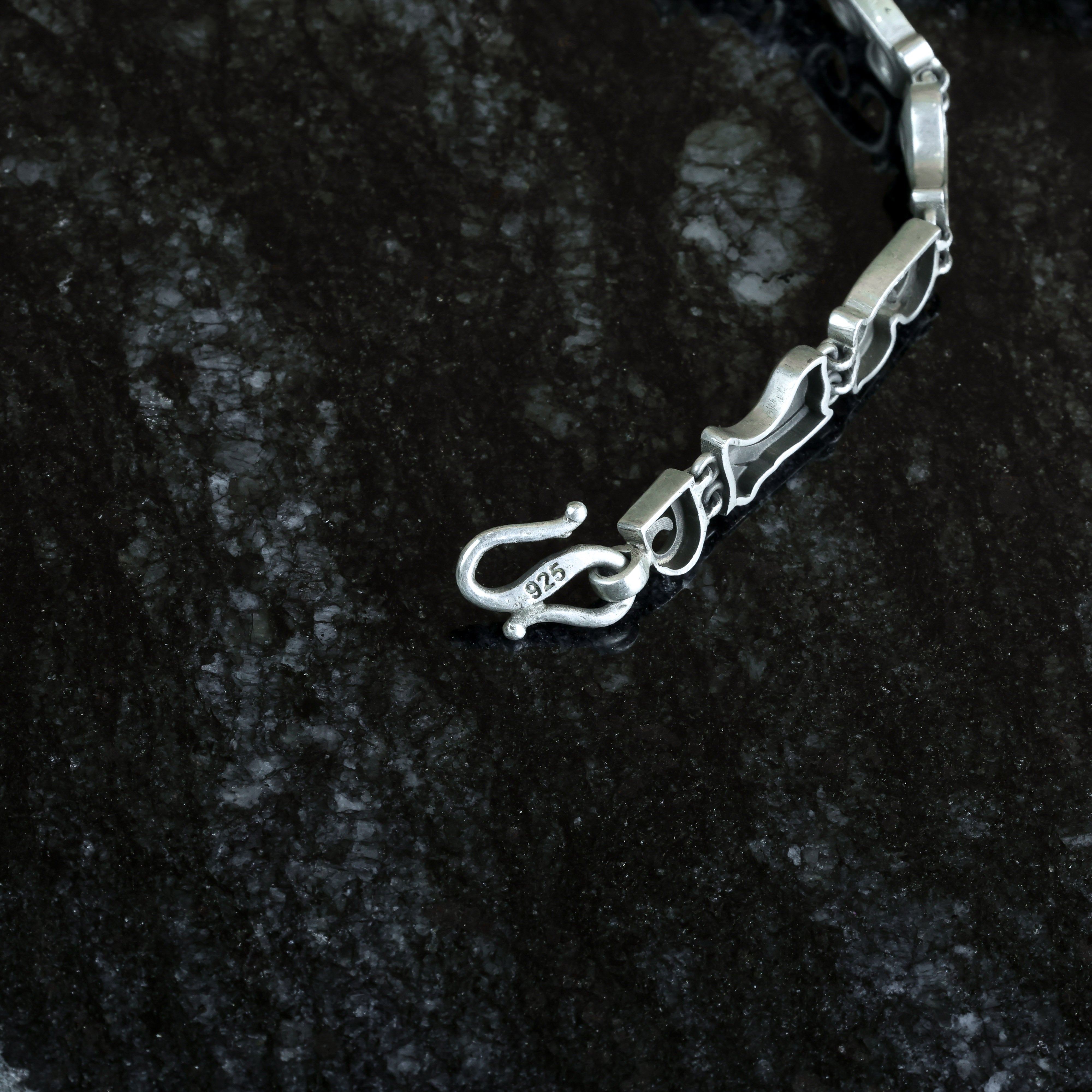 Wild Flower Bloom Flexi Strap Bracelet