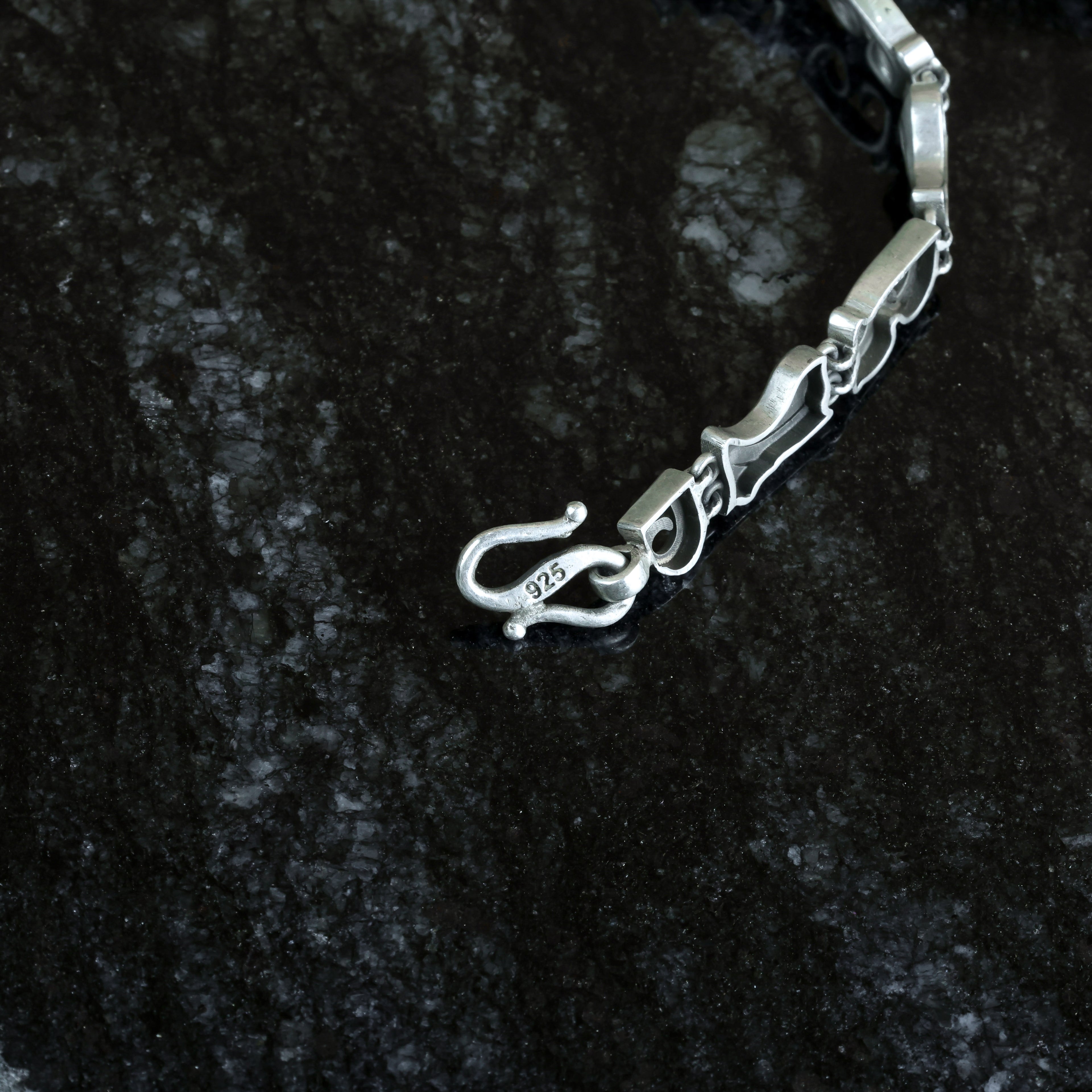 Wild Flower Bloom Flexi Strap Bracelet