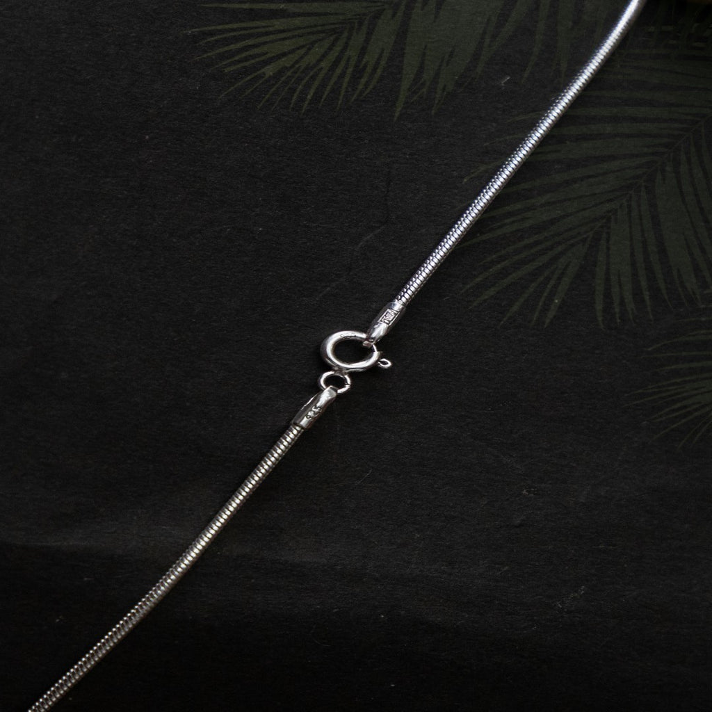 Super Sleek Chain