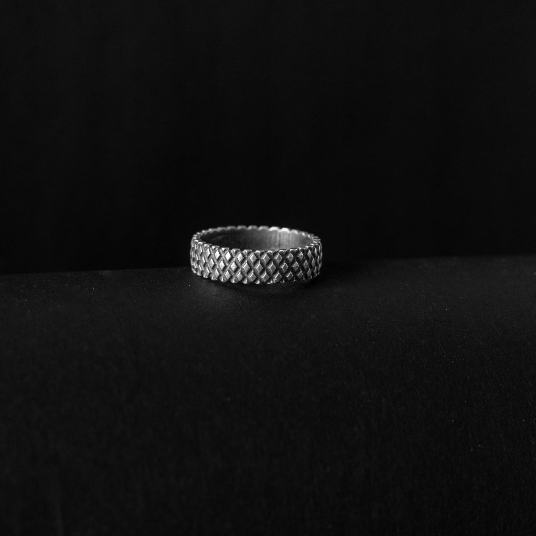 Sleek channel Band