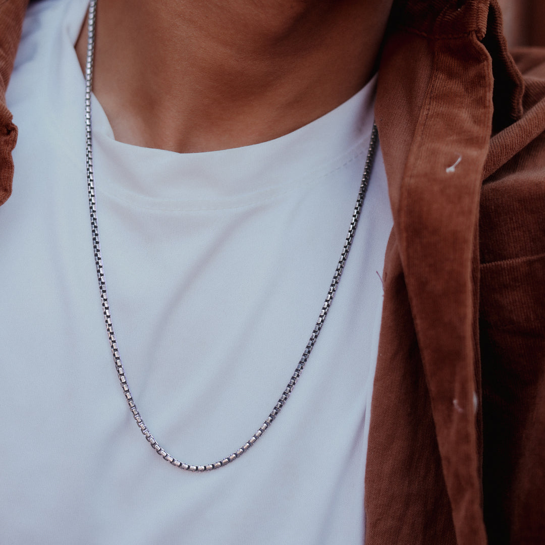 Moonstone Gleam chain