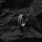 Knotty Sophisticated Ring