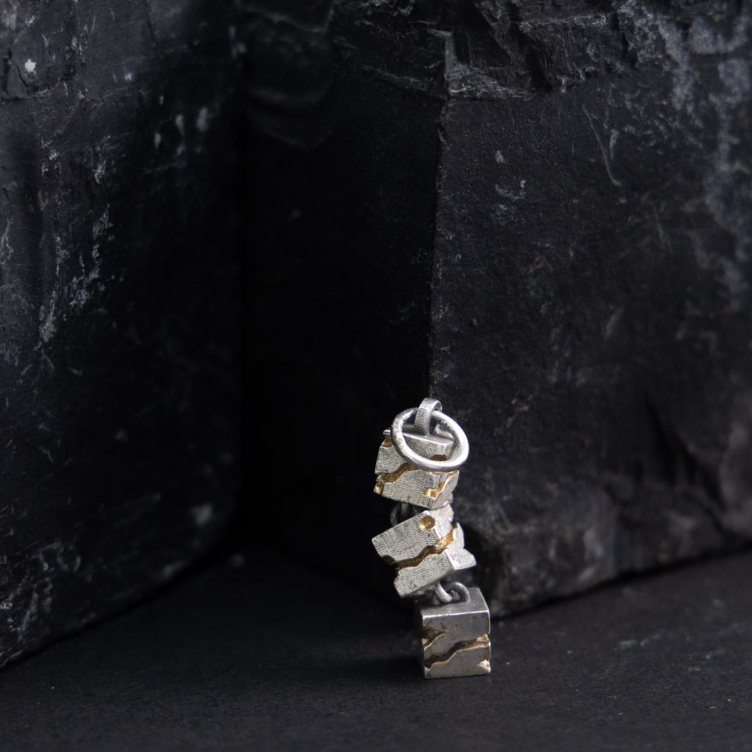 Skyline silver pendant