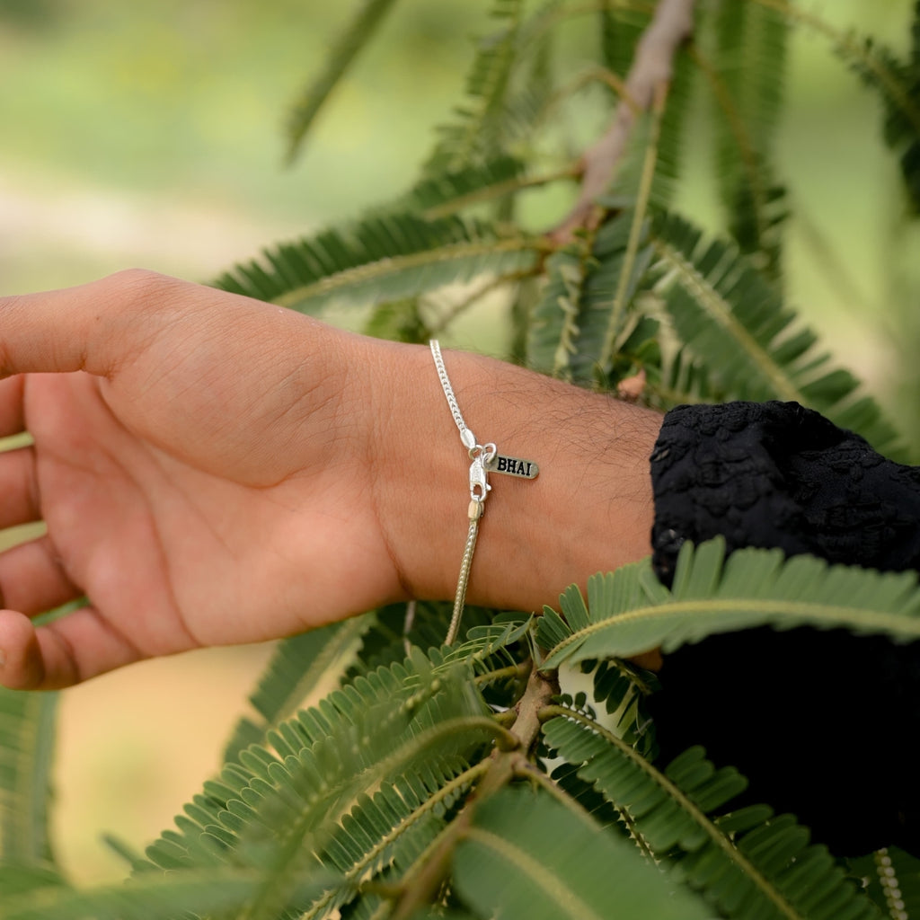 Mithaas Rakhi