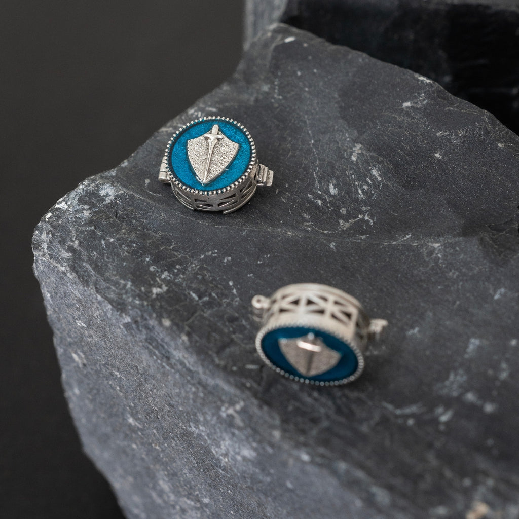 Sword cufflink clip