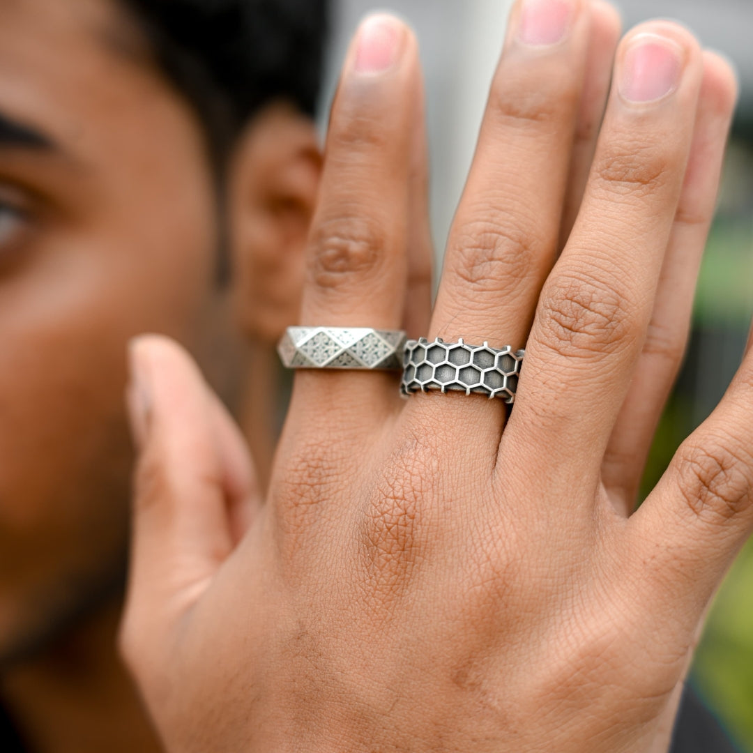 Silver Web band