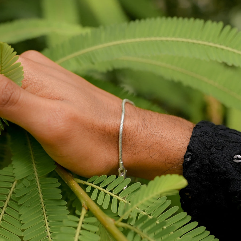 Saath Rakhi