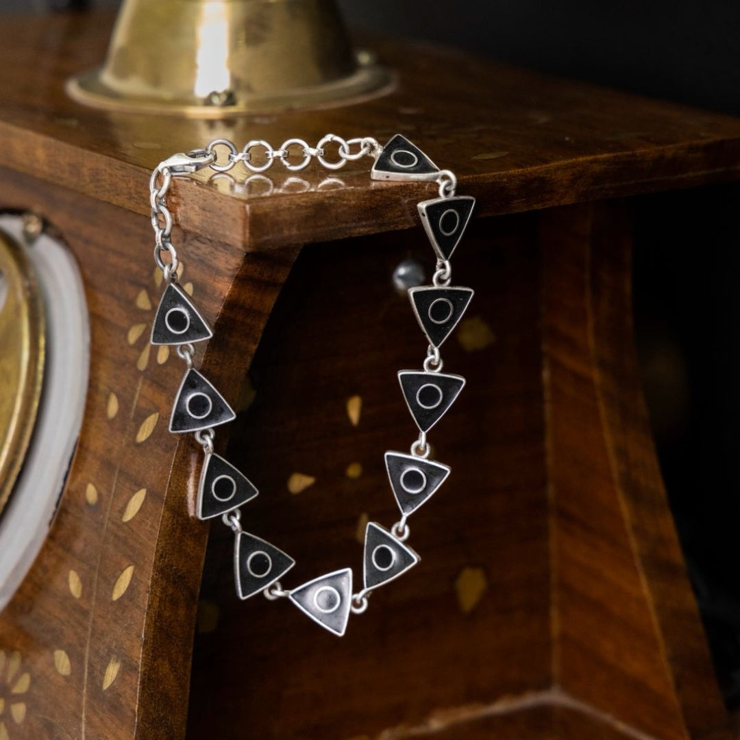 Fall of the Night Bracelet