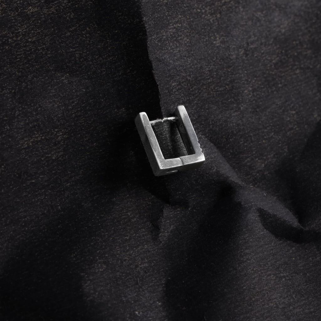 Rectangular Loop Stud