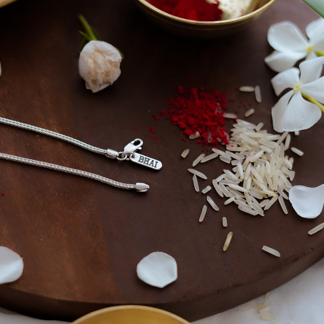 Mithaas Rakhi