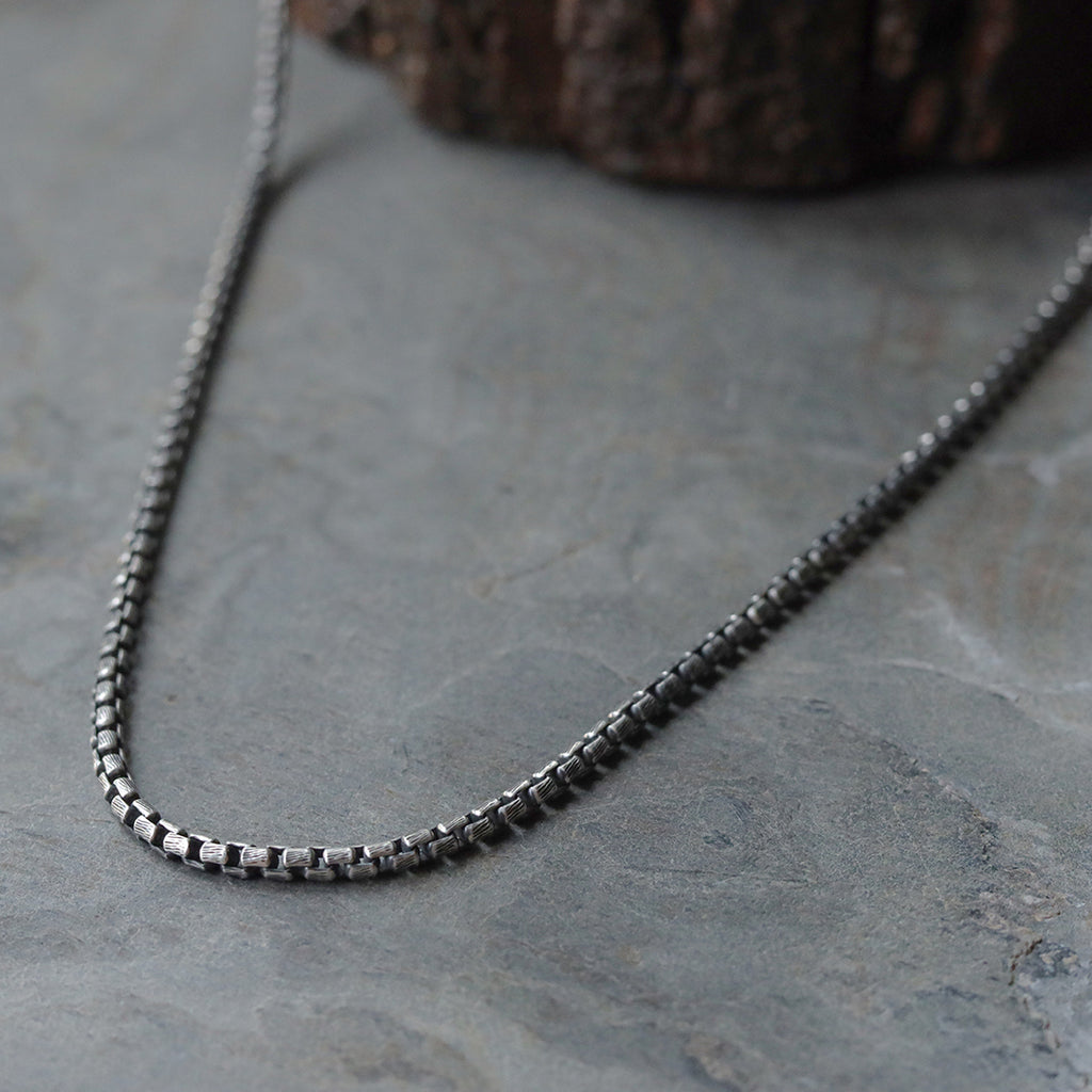 Moonstone Gleam chain