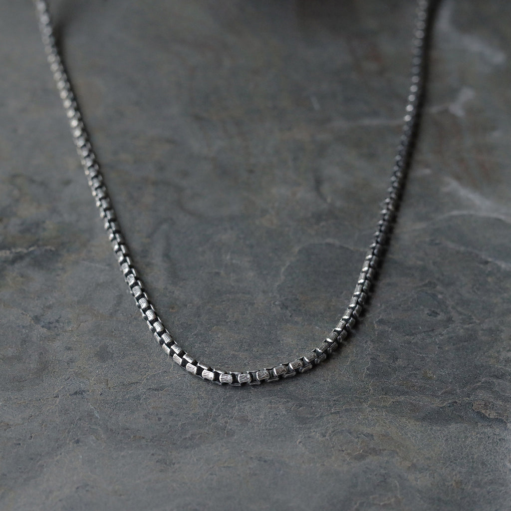Moonstone Gleam chain