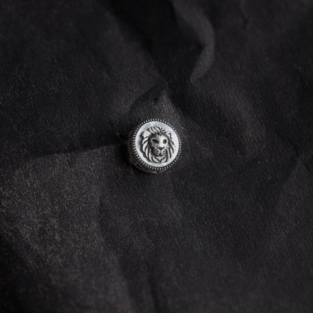 Lion’s Pride Pearl White Button Clip