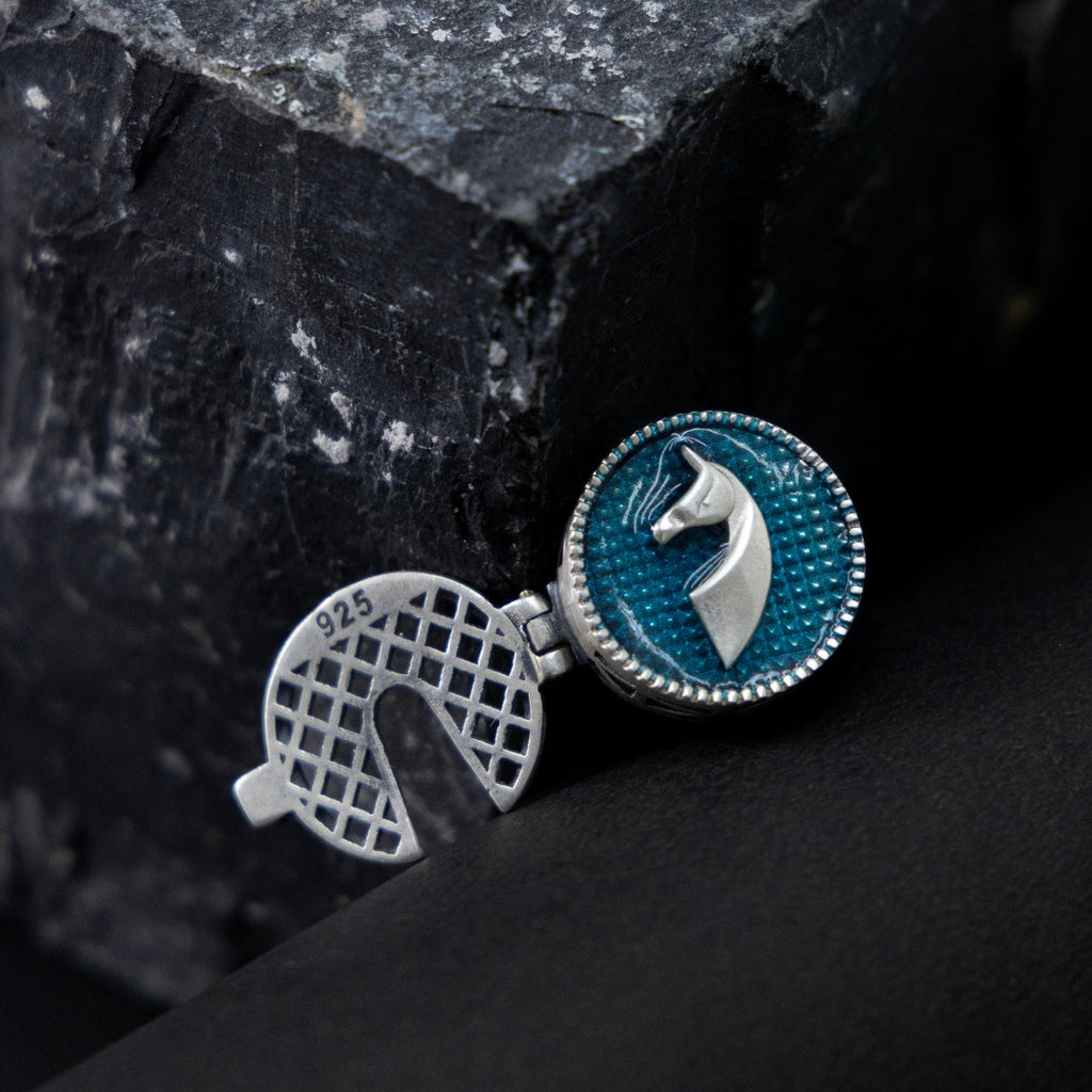 Galloping Stallion button clip