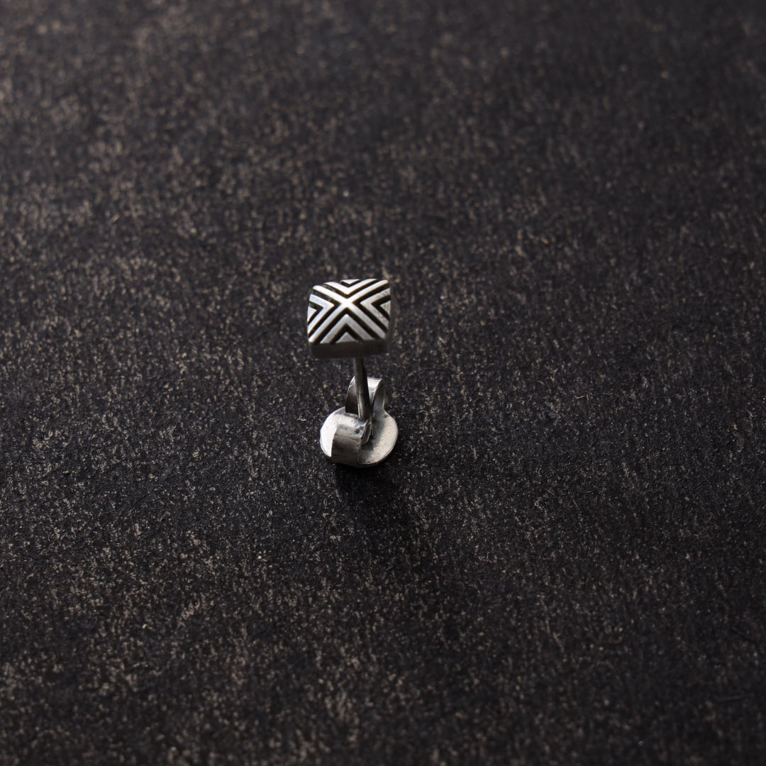 Silver crisscross Square stud