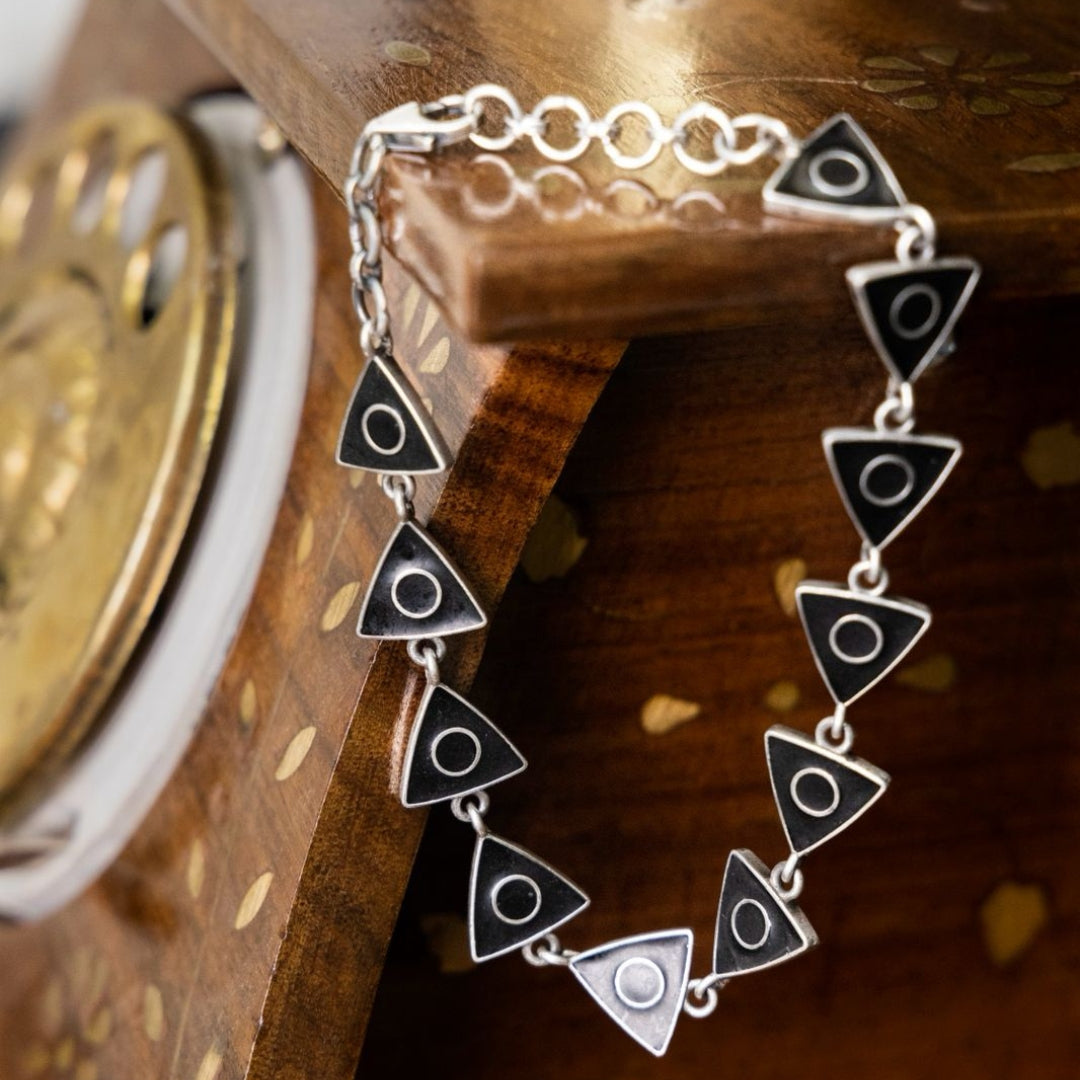 Fall of the Night Bracelet