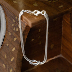 Silver Knot bracelet