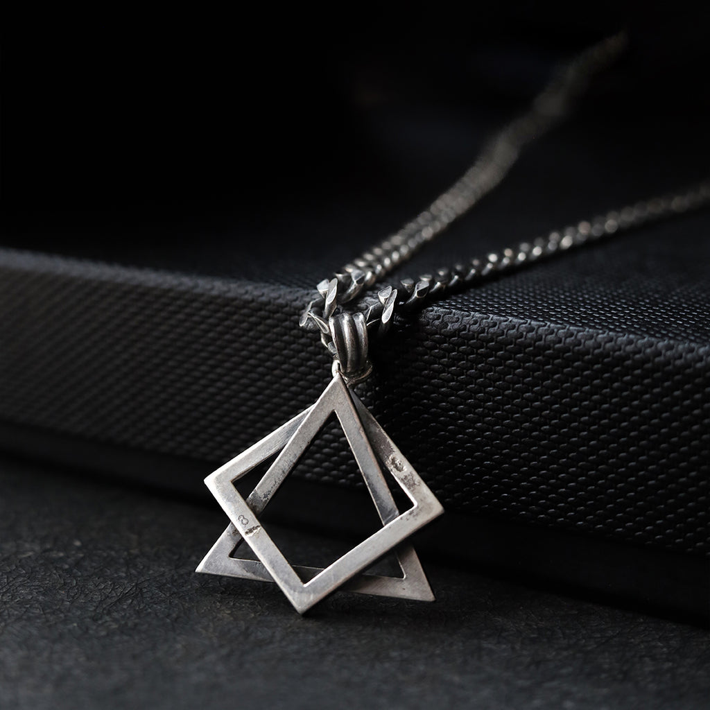 Vertex Blend Pendant