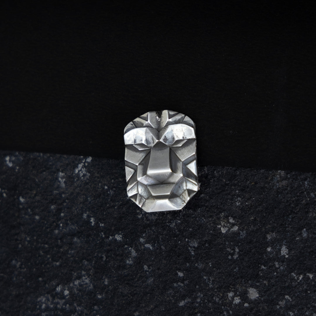 Tribal King Button Clip