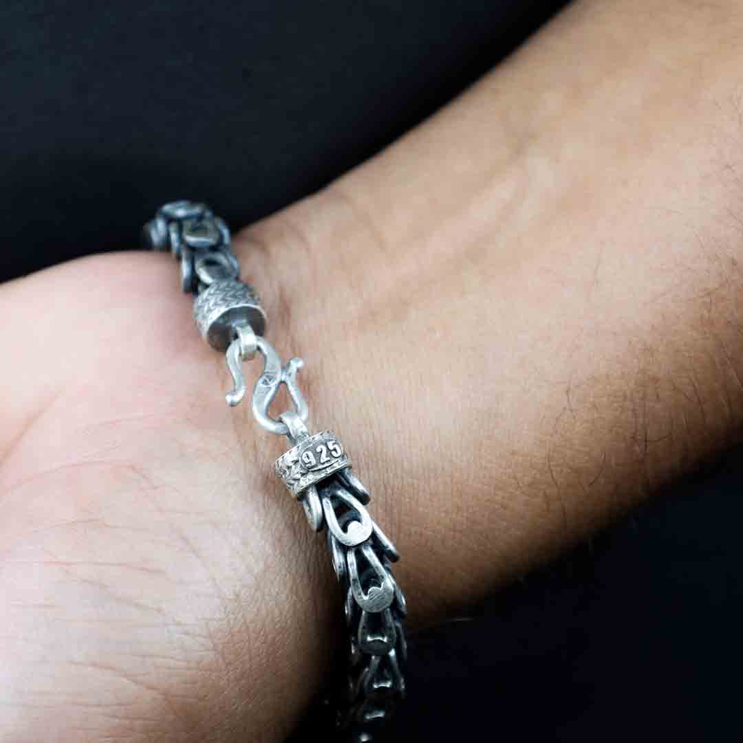 Tulip Trail Bracelet