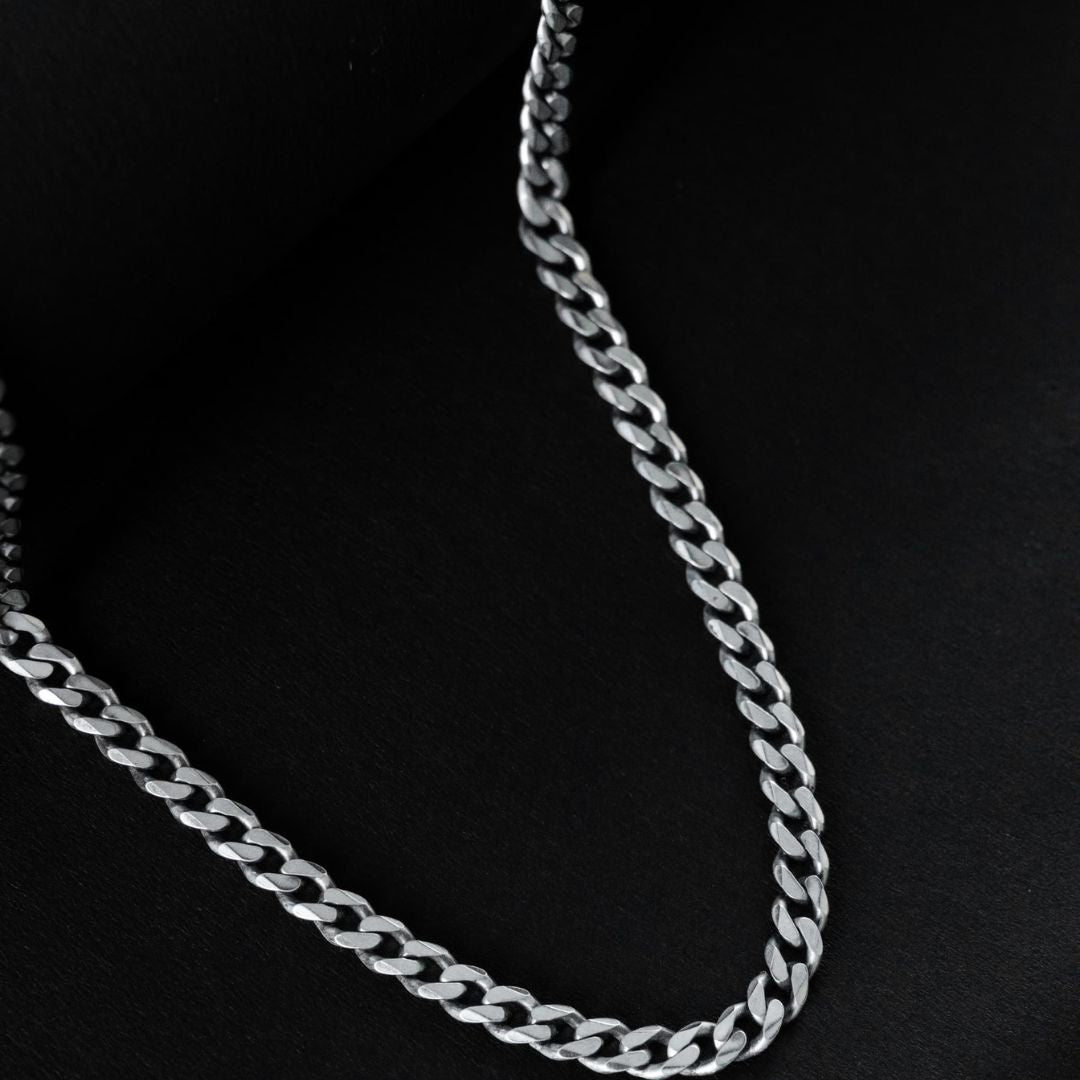Solo Majesty Silver Chain