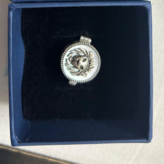 Pearl lion cufflink clip