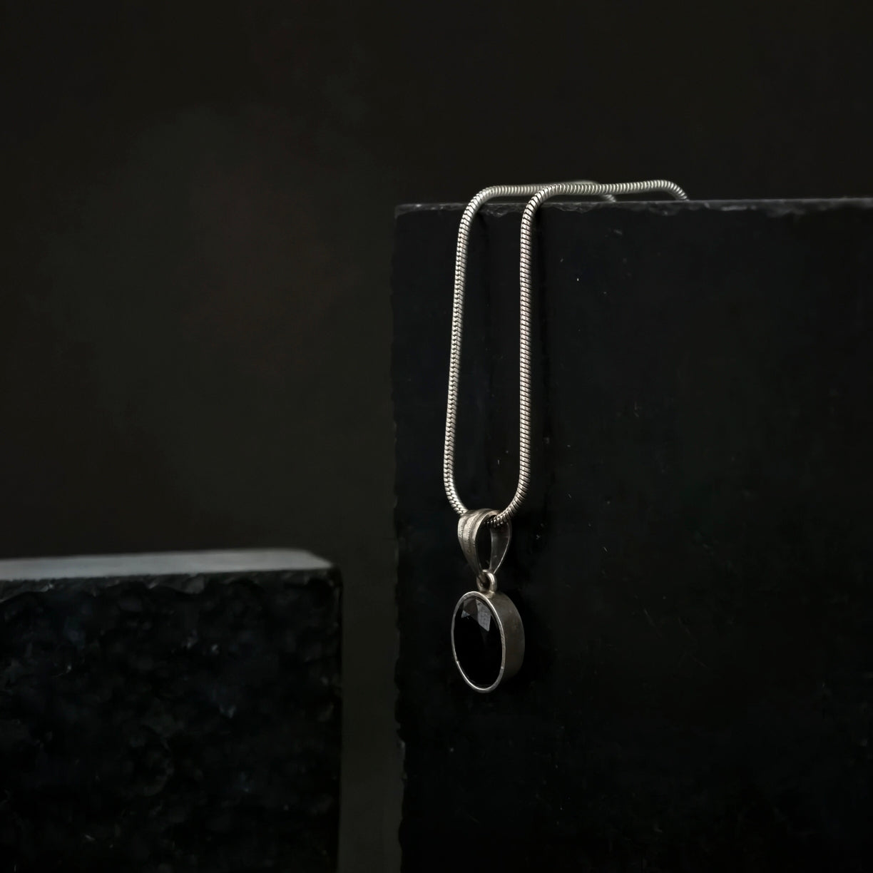 Noir Pendant