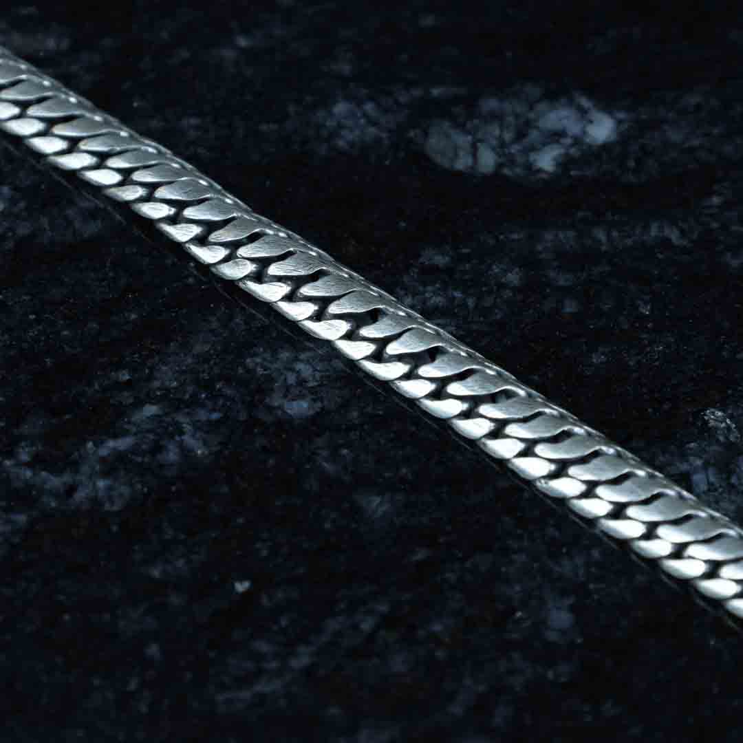 Snake Line Belt Bracelet