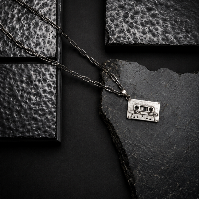 The Rewind Pendant