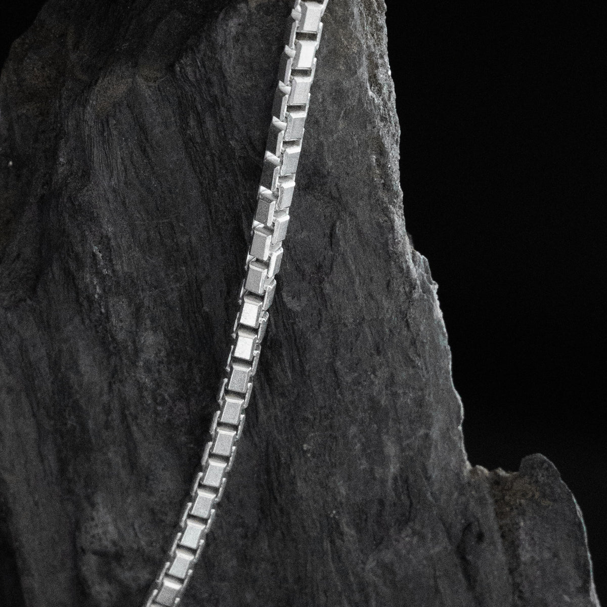 Silver Essence Square Chain