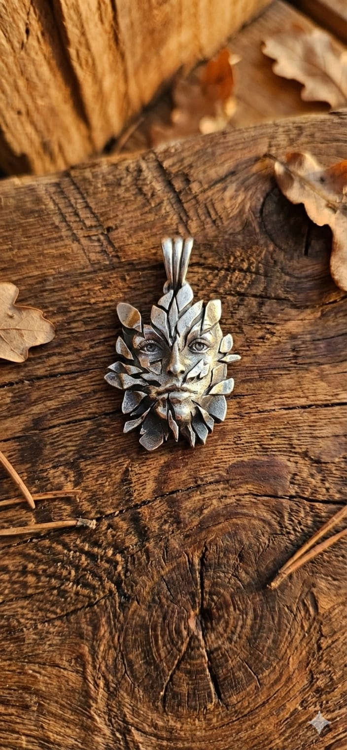 Avatar 3D Silver Pendant