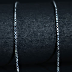 Sleek Silver Essence Square Chain