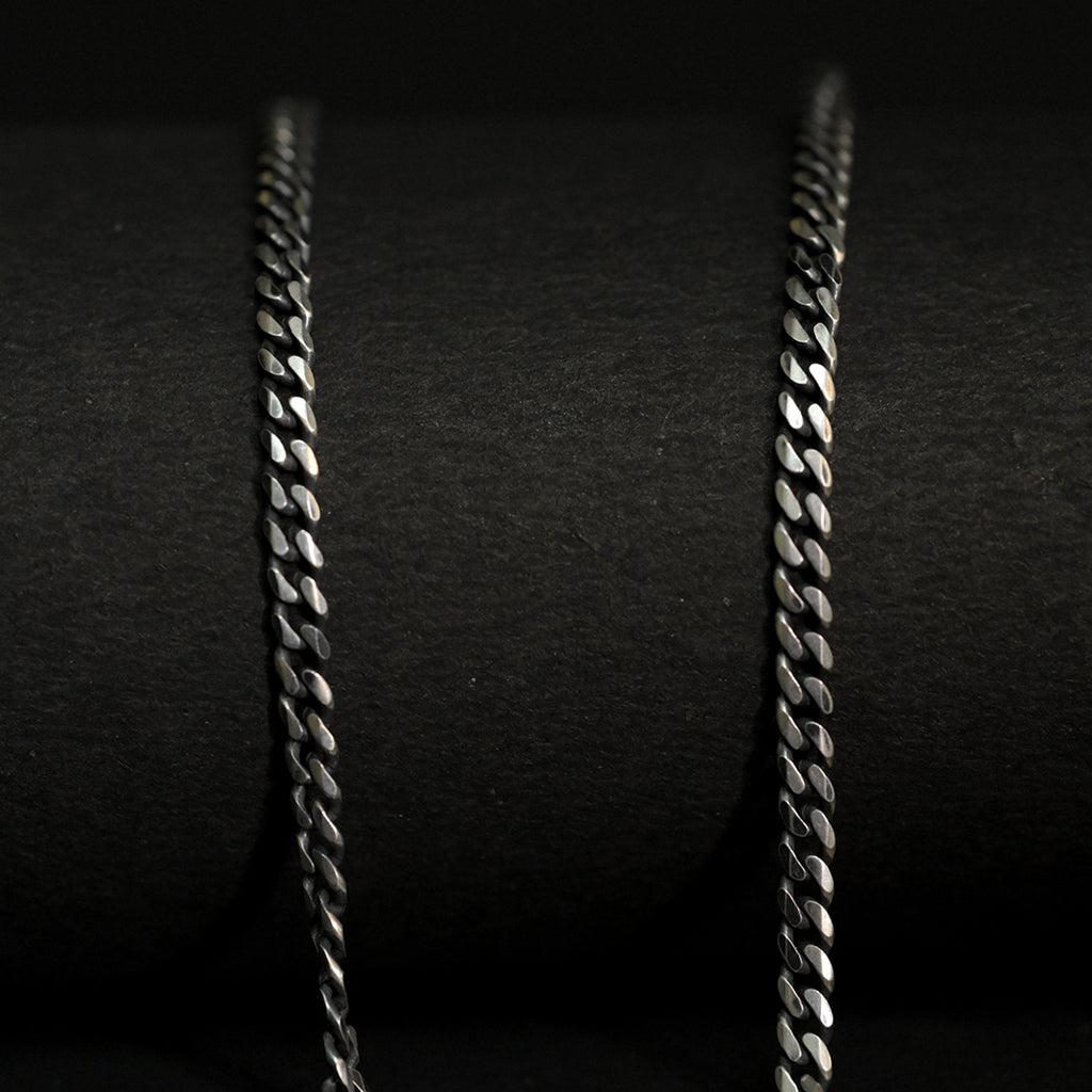 Sleek Solo Majesty chain