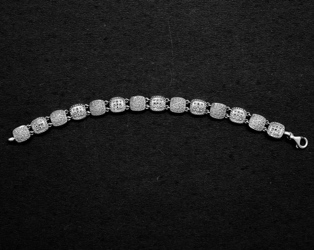 Carvart Silver Loose Bracelet