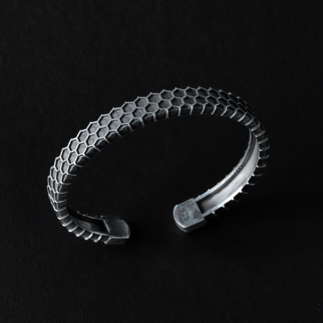 Web open kada bracelet