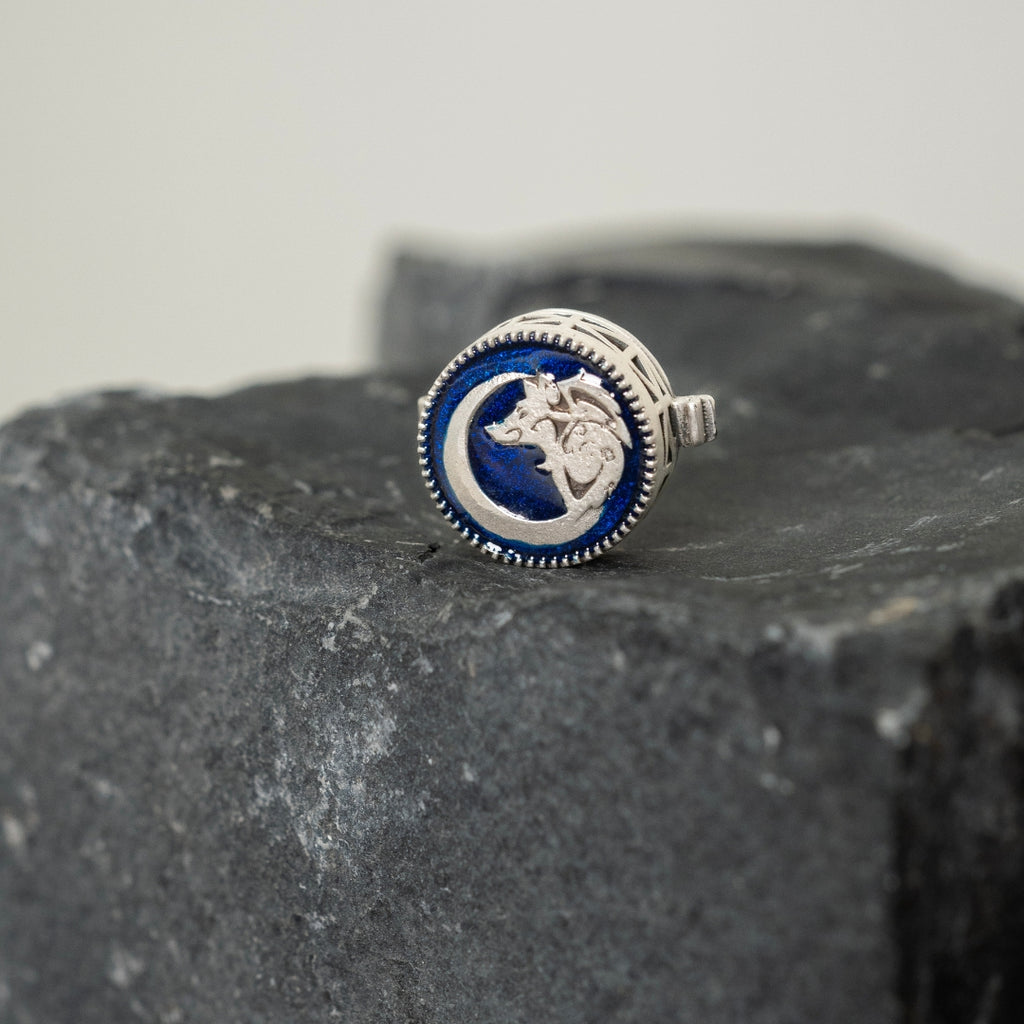 Wolf's Moon Button Clip